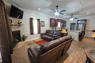 1322 Jefferson St, Newberry, SC 29108 - Photo 4