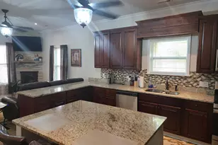 1322 Jefferson St, Newberry, SC 29108 - Photo 8