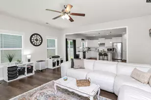 436 N Cobia Ct, Irmo, SC 29063 - Photo 2