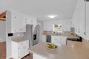 105 Sweetbriar Dr, Cayce, SC 29033 - Photo 8