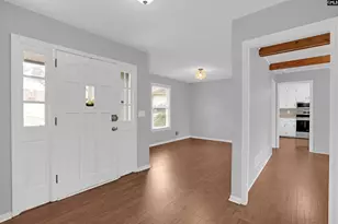 105 Sweetbriar Dr, Cayce, SC 29033 - Photo 2