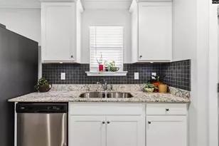 206 Carriagebrook Cir, Camden, SC 29020 - Photo 14
