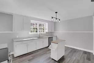 1108 S Beltline Blvd, Columbia, SC 29205 - Photo 12