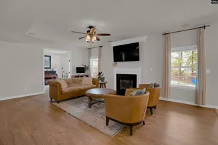 204 Hearthwood Cir, Irmo, SC 29063 - Photo 10