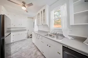 709 Sunset Dr, Columbia, SC 29203 - Photo 8