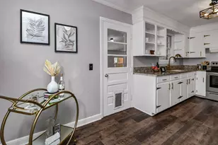 2807 Holt Dr, Columbia, SC 29205 - Photo 14