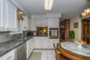 407 Old Saybrook Dr, Columbia, SC 29210 - Photo 10
