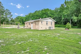 1025 Spring Dr, Lugoff, SC 29078 - Photo 6