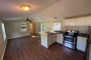 117 Jay St, Hopkins, SC 29061 - Photo 6