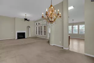 425 Keowee Dr, Lexington, SC 29072 - Photo 8