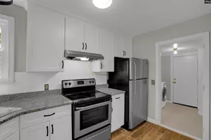 3906 Eureka St, Columbia, SC 29205 - Photo 10