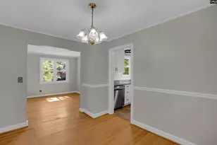 3906 Eureka St, Columbia, SC 29205 - Photo 8