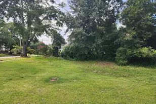 1731 Wayne St, Columbia, SC 29201 - Photo 2