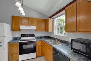 213 Maple Tree Ct, Lexington, SC 29073 - Photo 8