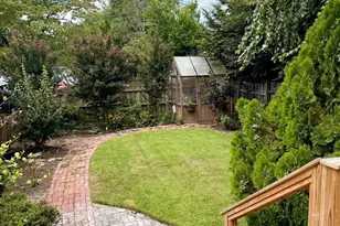 1201 Fairview Dr, Columbia, SC 29205 - Photo 24