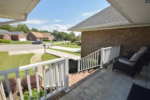 128 Cove Ct, Irmo, SC 29063 - Photo 2