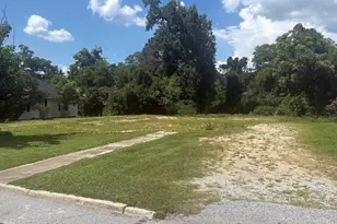 2802 Hunt Ave, Newberry, SC 29108 - Photo 1