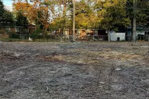 2335 Laurie St, Cayce, SC 29033 - Photo 1