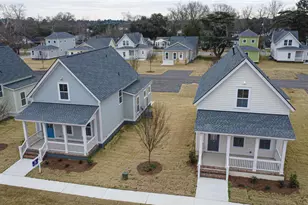 754 Poplar St, Cayce, SC 29033 - Photo 1