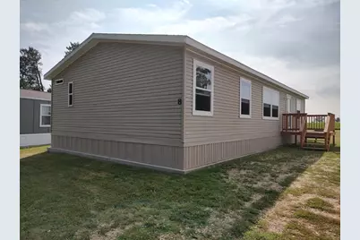 916 S Madison Street #8, Waupun, WI 53963 - Photo 1