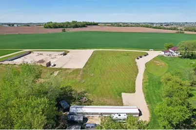 5429 County Road Q, Middleton, WI 53597 - Photo 1