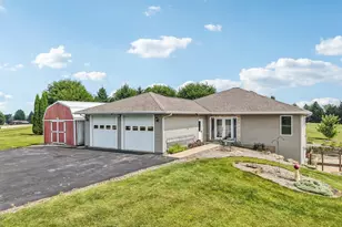 3525 Bell Ct, Ridgeville, WI 53533 - Photo 1