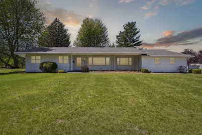 803 E 8th Avenue, Brodhead, WI 53520 - Photo 1