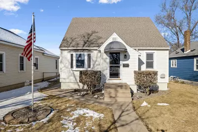 2616 S East Avenue, La Crosse, WI 54601 - Photo 1