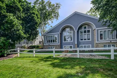 5322 Lighthouse Bay Drive, Madison, WI 53704 - Photo 1