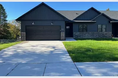 231 N 4th Street, Janesville, WI 53536 - Photo 1