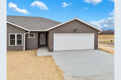 2465 Russell Court, Reedsburg, WI 53959 - Photo 1