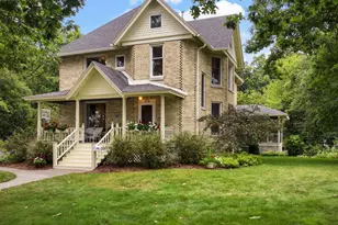 114 Lake Shore Dr, Lake Mills, WI 53551 - Photo 1