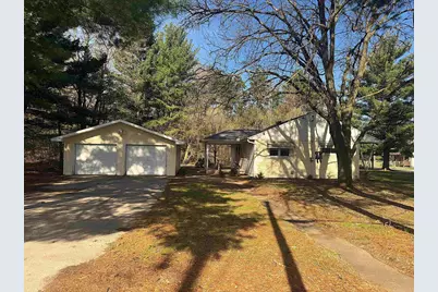 111 W Washington Avenue, Redgranite, WI 54970 - Photo 1