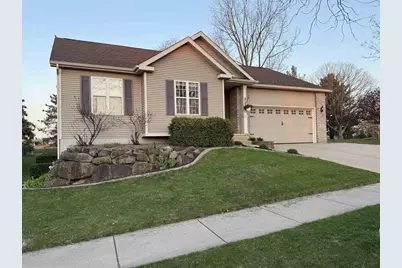 901 Vernon Road, Madison, WI 53704 - Photo 1