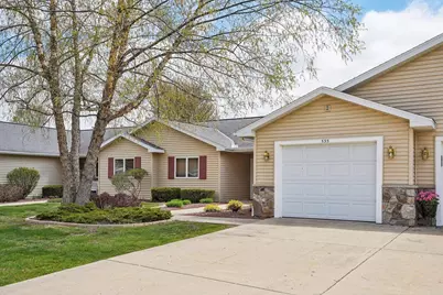 535 Country Lane, Cambridge, WI 53523 - Photo 1