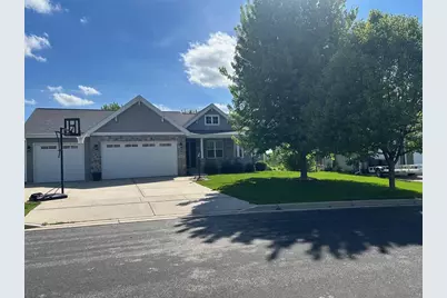 829 Shooting Star Circle, DeForest, WI 53532 - Photo 1