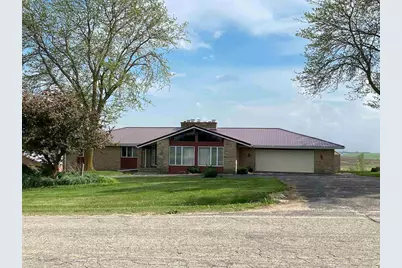 831 County Road Ig, Livingston, WI 53554 - Photo 1