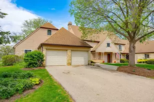 14 Golf Course Rd, Madison, WI 53704 - Photo 1