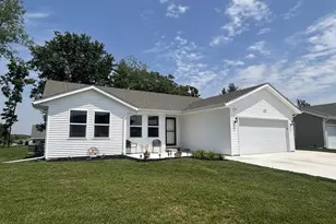 4303 Dublin Dr, Janesville, WI 53546 - Photo 1