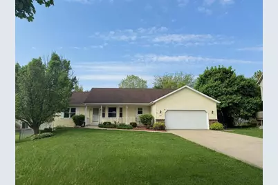 407 Overlook Terrace, Marshall, WI 53559 - Photo 1
