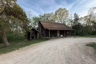 N8718 Starr Rd, Portage, WI 53901 - Photo 1