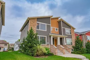 9327 Silicon Prairie Pkwy, Madison, WI 53593 - Photo 1