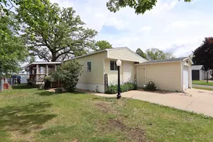 84 Falling Creek Cir, Janesville, WI 53548 - Photo 1