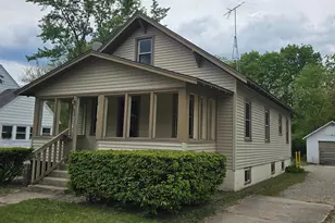 1048 W Wisconsin St, Portage, WI 53901 - Photo 1