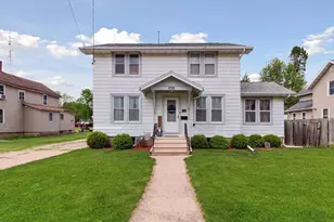 232 Walnut St, Beaver Dam, WI 53916 - Photo 1