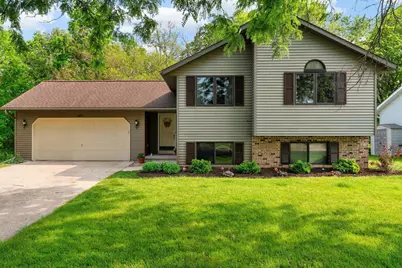 625 Robin Drive, Sun Prairie, WI 53590 - Photo 1