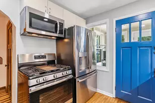 113 N Ingersoll St, Madison, WI 53703 - Photo 1