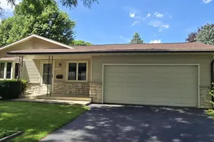 5326 Knightsbridge Rd, Madison, WI 53714 - Photo 1