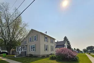 24 Zimmerman St, Waupun, WI 53963 - Photo 1