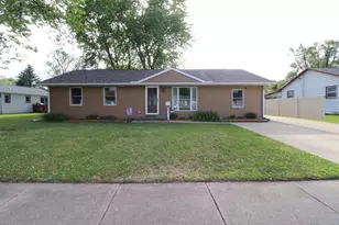 1544 S Grant Ave, Janesville, WI 53546 - Photo 1